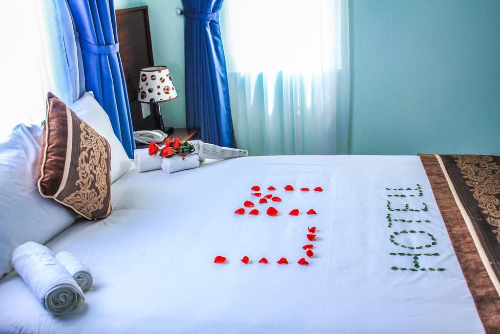 Đặt phòng khách sạn