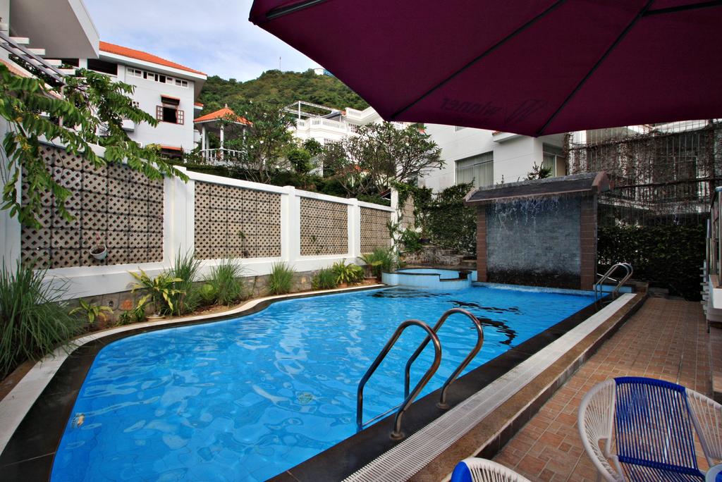 Đặt phòng khách sạn