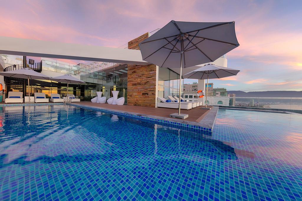 Đặt phòng khách sạn