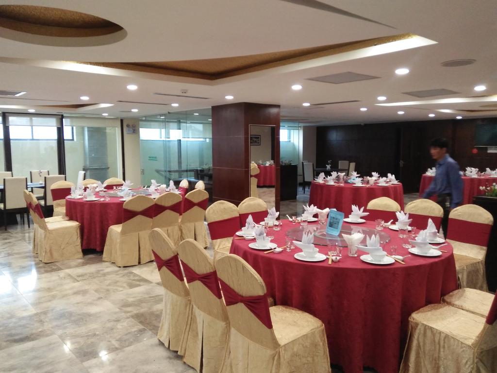 Đặt phòng khách sạn