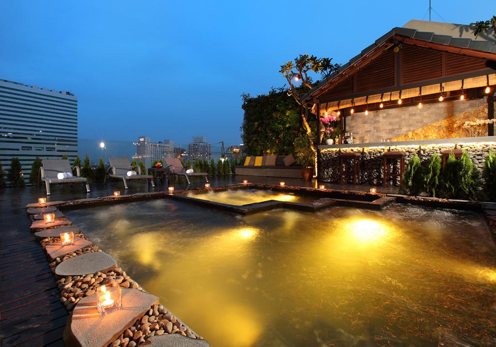 Đặt phòng khách sạn