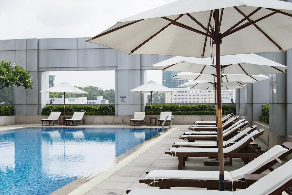Đặt phòng khách sạn