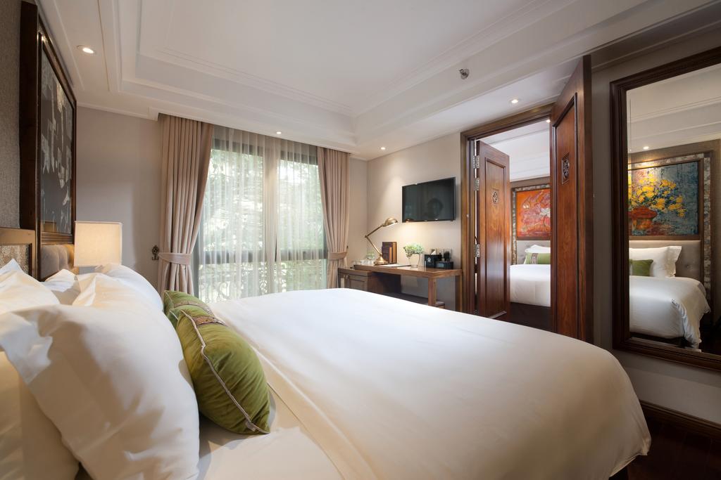 Đặt phòng khách sạn