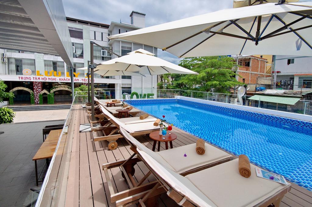 Đặt phòng khách sạn