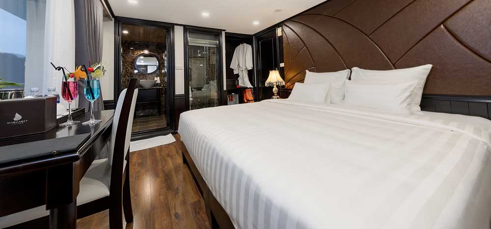 deluxe-room-with-ocean-views-1.jpg