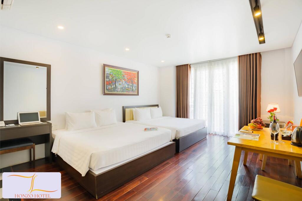 Đặt phòng khách sạn