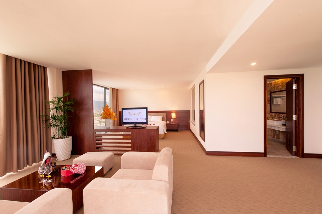 Club_Suite_(Sea)_3.jpg