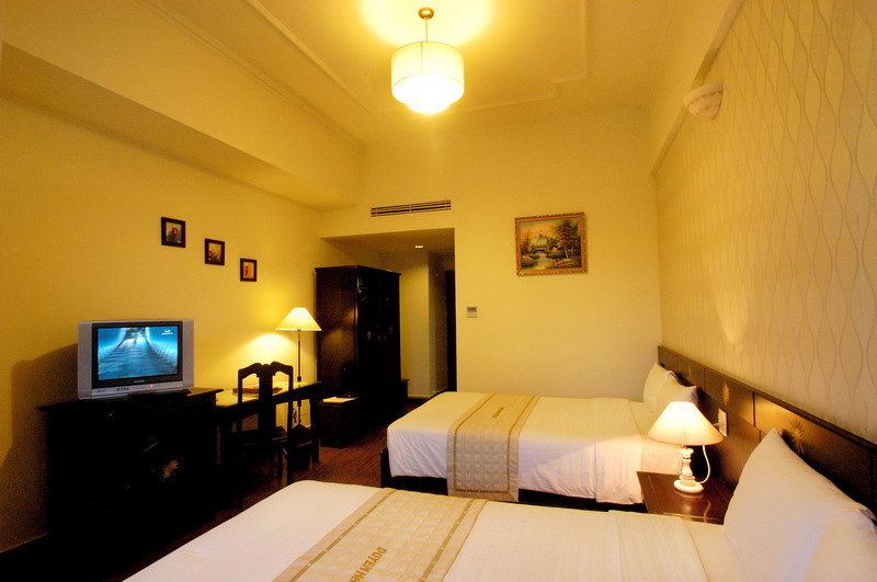 Superior-Twin-Room-1_resize.jpg