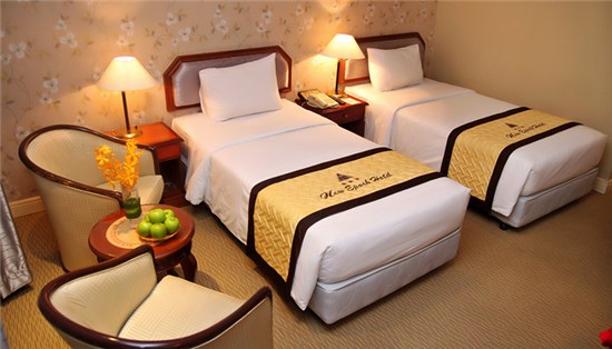 khach-san-new-epoch-phong-suite-2-hotel24h.net.jpg