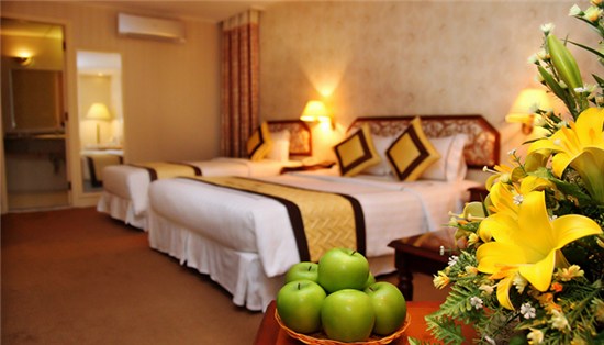 khach-san-new-epoch-phong-suite-1-hotel24h.net.jpg